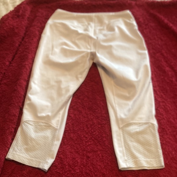 GYMSHARK leggings. Woman’s size M - Picture 4 of 8